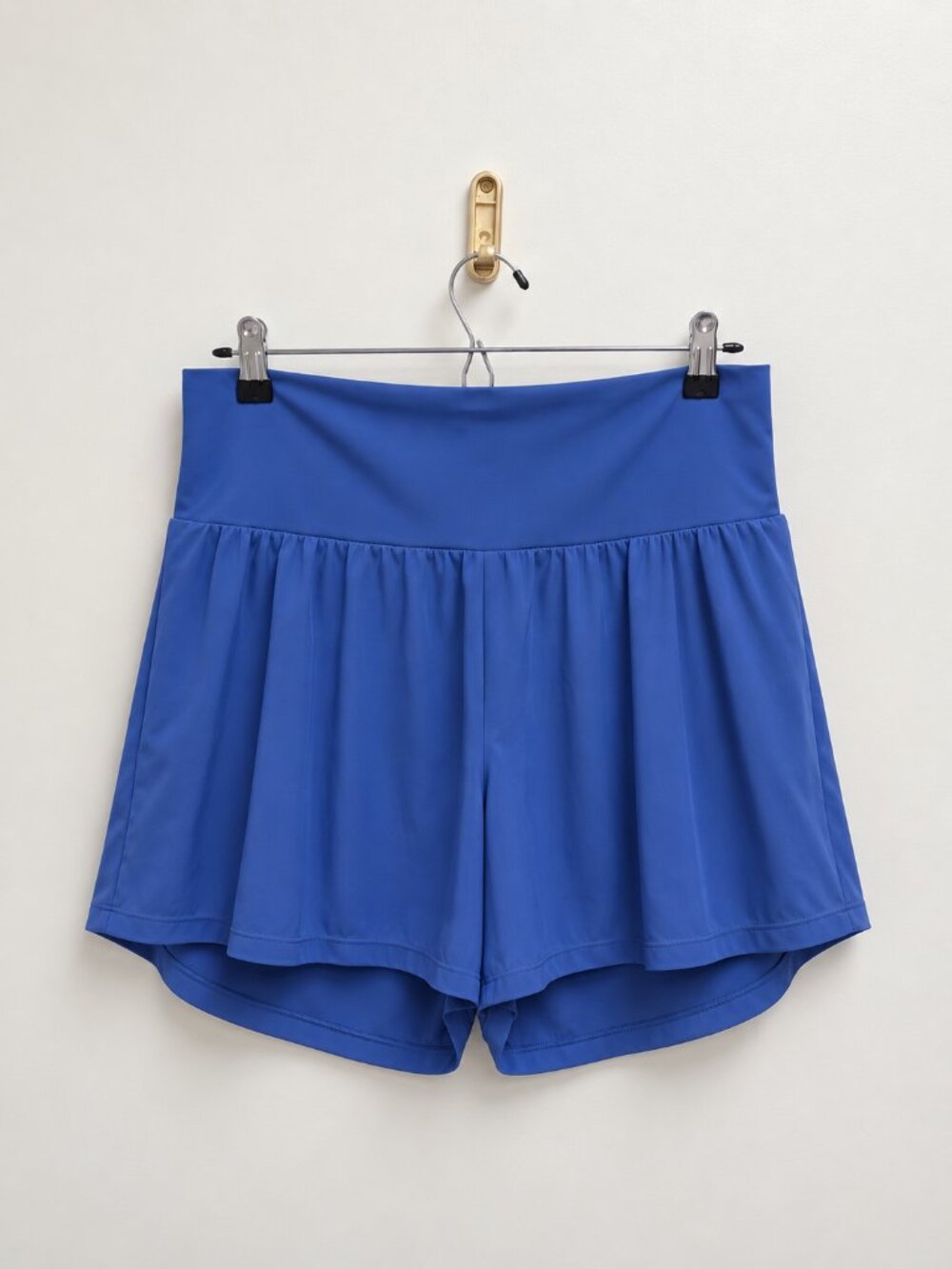 Halara Aster Blue Back Pocket Shorts